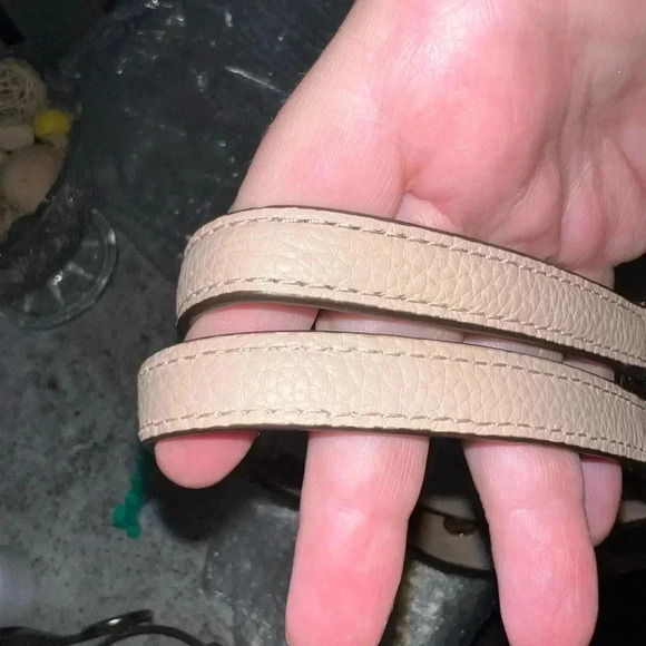 Michael Kors Newbury Tote - Picture 6 of 12